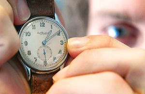 Ob Kuckucks-, Armband- oder Wanduhr: Um 2 Uhr in der Nacht von Samstag auf Sonntag werden alle Uhren  eine Stunde vorgestellt. Foto: Seeger
