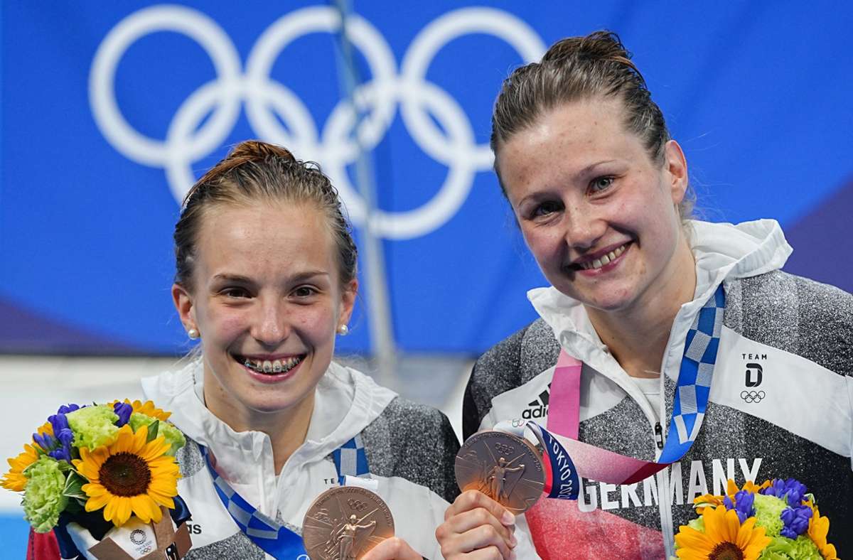 Lena Hentschel (links) und Tina Punzel, Bronze im Synchronspringen vom Drei-Meter-Brett