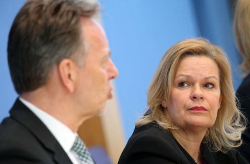 Bundesinnenministerin Nancy Faeser warnte  erneut vor der Bedrohung durch Rechtsextremismus. Foto: dpa/Wolfgang Kumm