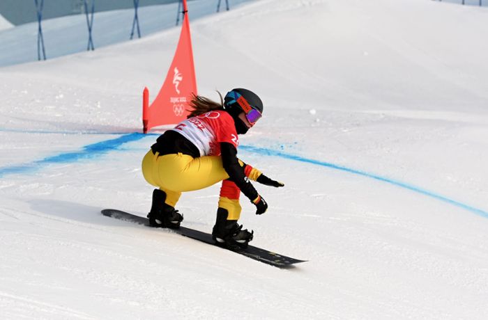 Jana Fischer: Snowboardcrosserin stürzt im Weltcup-Viertelfinale heftig