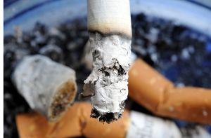 Rauchen in Gaststätten ist im Südwesten vergleichsweise lasch geregelt – noch Foto: dpa