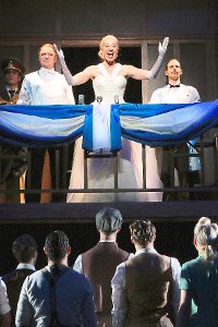 Präsidentengattin und Nationalheilige  Evita Péron steht im Mittelpunkt des Musicals.    Foto: Privat Foto: Schwarzwälder-Bote