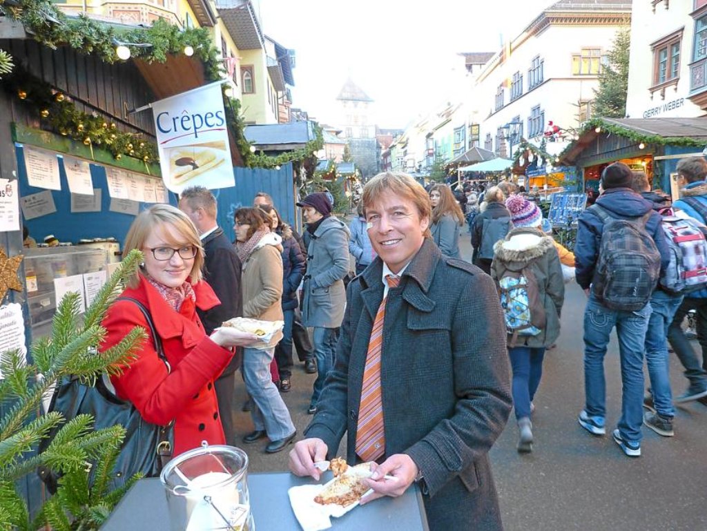 Der Rottweiler Weihnachtsmarkt ist wieder einmal sehr beliebt, sei es zum abendlichen Bummel oder zum Mittagssnack.