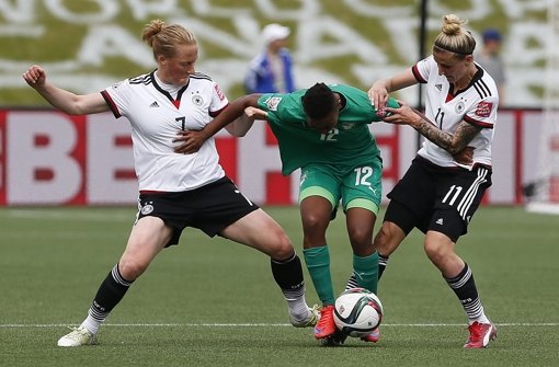 Die deutsche Frauen-Nationalmannschaft startet mit einem lockeren Sieg über die Elfenbeinküste in die WM.  Foto: EPA