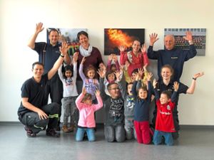 Zehn Kinder der Kita Schmidikus haben die Balinger Feuerwehr besucht. Foto: Kita Foto: Schwarzwälder Bote