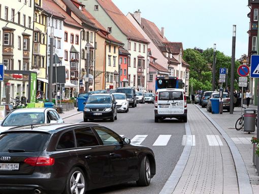 Blechgedränge: Vom Rottweiler Hauptstraßenkreuz aus entwickelt sich häufig ein emissionsintensives Stop-and-go.  Foto: Holweger