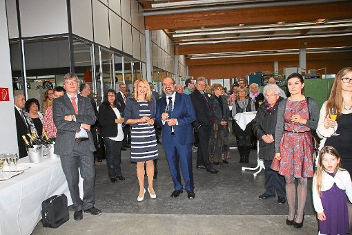 Inge und Roland Schlenker begrüßen ihre Gäste in ihren Produktionsräumen im Gewerbegebiet Haagenmoos/Engele.  Foto: Mittelstädt Foto: Schwarzwälder-Bote