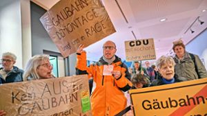 Kraftvolle Demo gegen Gäubahn-Kappung