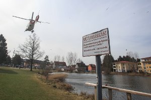 Dem einjährigen Jungen, der am 11. März in den Vorderen See in Schwenningen gefallen ist und in Lebensgefahr schwebte, geht es besser. Laut Polizei besteht aktuell eine Tendenz zur Genesung. Foto: Marc Eich