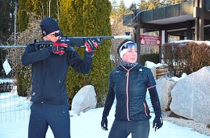 Mit einem Laser wird im Biathlonstand beim Waldcafé auf die Zielscheibe geschossen. Foto: Kaletta