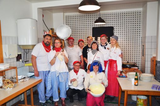 Das Küchenteam um Bäcker Thomas Kapo Stauß ist eine eingespielte Mannschaft. Foto: Schwarzwälder Bote