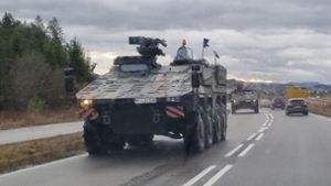 Über 100 Militärfahrzeuge auf dem Weg nach Stetten am kalten Markt