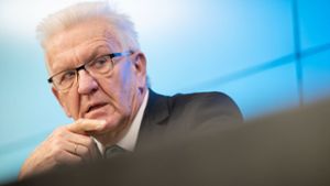 Winfried Kretschmann kritisiert Ampel wegen fehlender Infos über Omikron