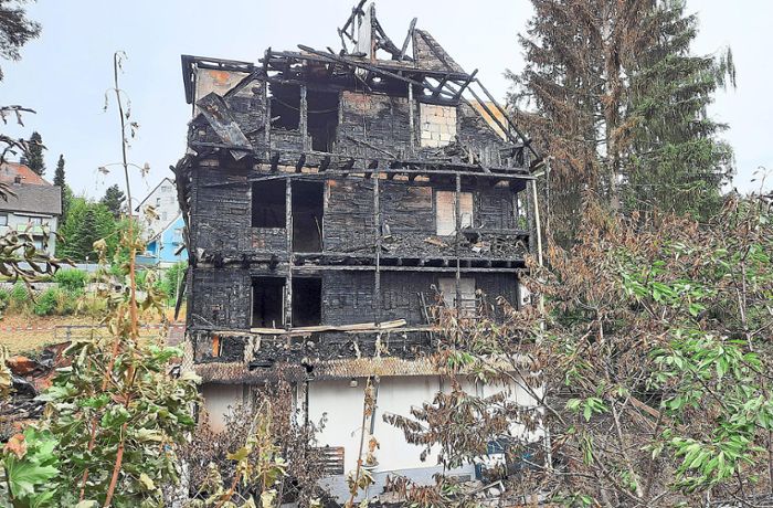 Brandruine in St. Georgen: Nach dem Feuer kommt eine Welle der Hilfsbereitschaft