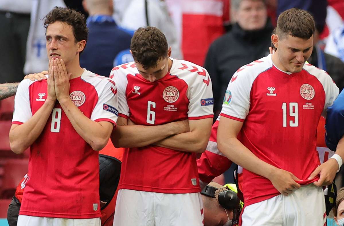 Der Schock bei den Teamkollegen von Christian Eriksen sitzt tief. Foto: AFP/FRIEDEMANN VOGEL