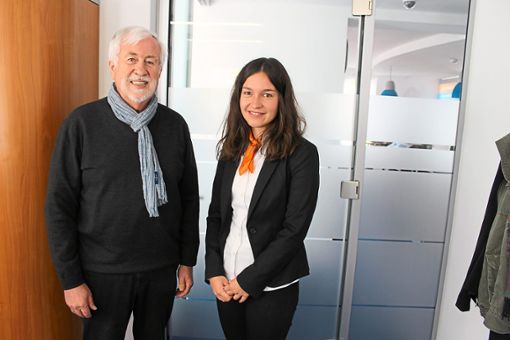 Lothar Reinhardt und Nathalie Bauer gehören zum Projektteam Campus Schule – Wirtschaft. Foto: Steinmetz Foto: Schwarzwälder Bote