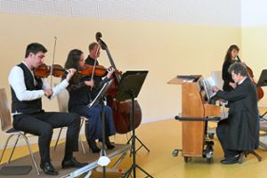 Die Salonmusiker-Combo genoss ihren Auftritt im Oberkollbacher  Dorfgemeinschaftshaus. Foto: Tröger Foto: Schwarzwälder Bote