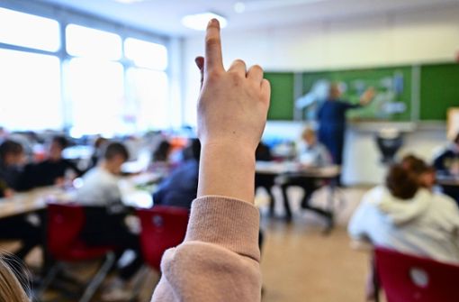 Unser Autor hat etwas zu den Vorschlägen zum Ausgleich des Lehrermangels zu sagen. (Symbolbild) Foto: Bernd Weißbrod/dpa/Bernd Weißbrod