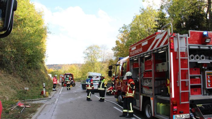 Schwerer Unfall zwischen Onstmettingen und Thanheim
