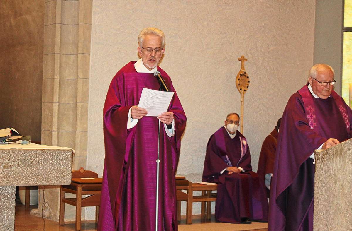 Kirche in Starzach: Franz-Xaver Weber als neuer Pfarrer eingesetzt