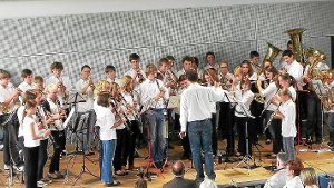 Behlas Jugendkapelle erntet bei erstem Konzert viel Applaus