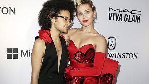 Miley Cyrus kommt mit Transgender-Date