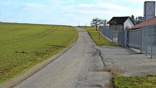 Der Wirtschaftsweg bei der Biogasanlage Munz wird auf einer Länge von 275 Metern saniert. Foto: Herzog