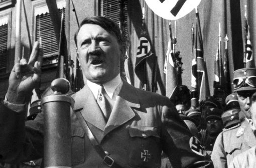 Adolf Hitler - peinlicherweise schmückte er eine Kaffeetasse, die in einem Möbelhaus in Unna verkauft wurde. Foto: dpa