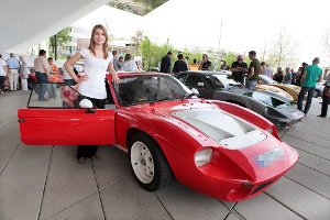 Bonitos sind eine echte Rarität - entsprechend stolz waren die Besitzer am Sonntag, als sie ihre Bausatz-Flitzer vor dem Porsche-Museum in Stuttgart-Zuffenhausen präsentierten. Foto: Beytekin