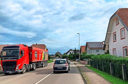Vom Lärm durch den Lkw-Verkehr   betroffen sind auch die Anwohner  der Bundesstraße 3 in Oberschopfheim sowie der Nebenstraßen. Foto: Bohnert-Seidel