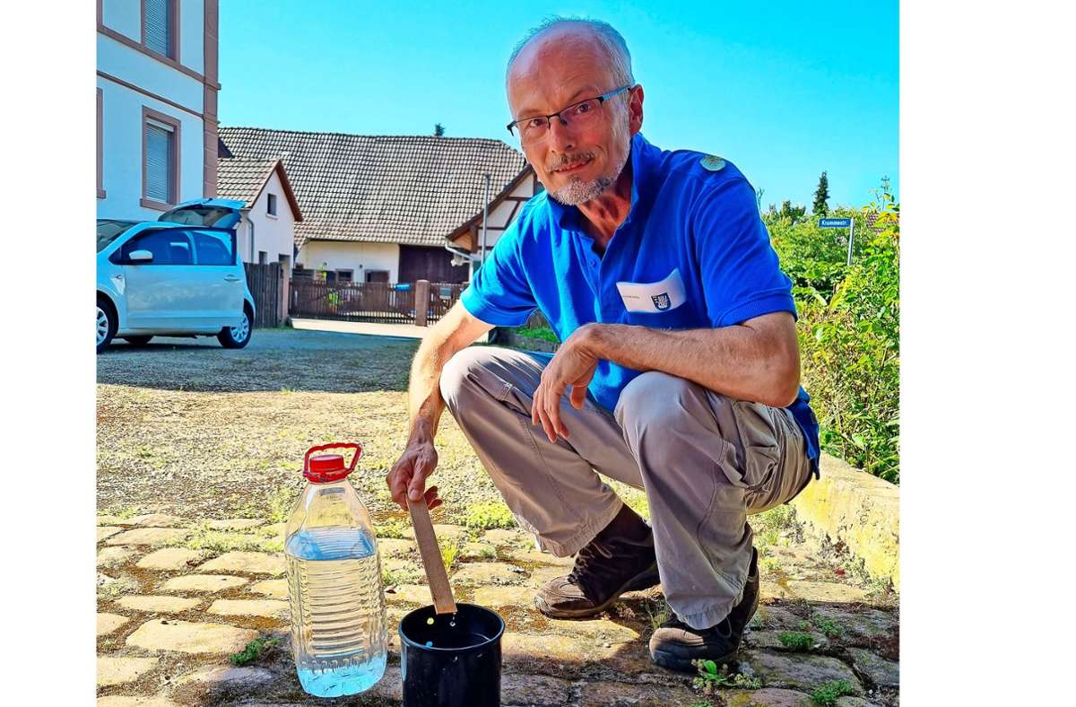 Schnakenplage im Ried: Wie Gebietsleiter Thomas Weitzel gegen die Tigermücke kämpft