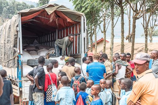 Neun Tonnen Lebensmittel wurden in den Flüchtlingslagern in Ruanda verteilt.  Foto: Fecker Foto: Schwarzwälder Bote