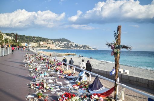 Ein Bild der Promenade des Anglais in Nizza, aufgenommen drei Monate nach dem Anschlag. Foto: imago/PanoramiC/imago stock&people