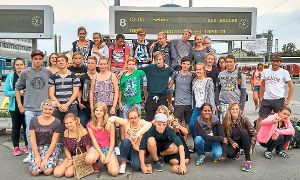 30 Teenies aus dem evangelischen Kirchenbezirk Balingen waren in Ungarn. Ein Ausflug führte auch in die Landeshauptstadt Budapest. Foto: Jugendwerk Foto: Schwarzwälder-Bote