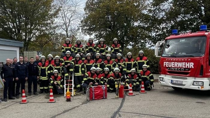 23 Feuerwehrleute meistern Ausbildung zum Truppführer