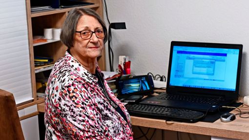 Der Verlust einer Internetverbindung trifft ältere Menschen wie Dorothea Hertensten besonders hart. Foto: Wendling