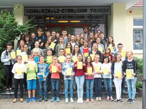 Für herausragende Leistungen werden Schüler am Schwarzwald-Gymnasium Triberg mit Preisen bedacht.  Foto: Schule Foto: Schwarzwälder-Bote
