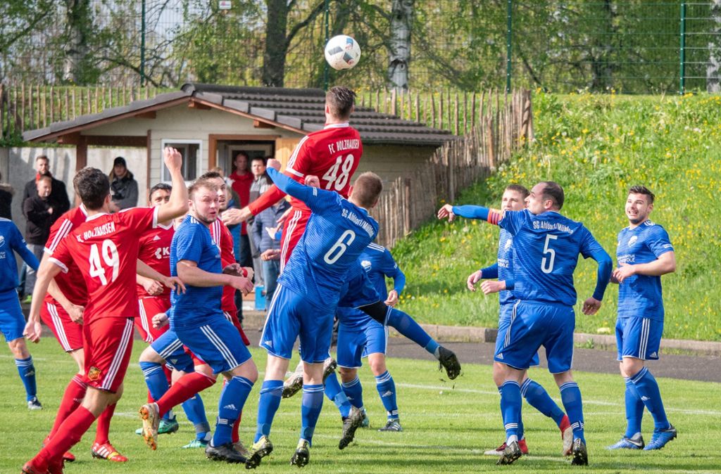 Fußball: FC Holzhausen siegt 3:2 gegen SG Ahldorf-Mühlen