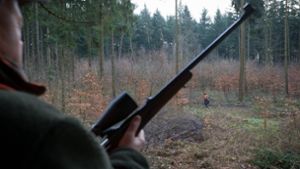 Jäger erschießt sich mit Gewehr versehentlich selbst