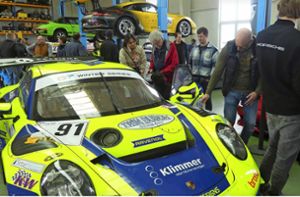 Ein Porsche in Rennversion konnte bei der Firma Joos in Vöhringen bestaunt werden. Foto: Hagist
