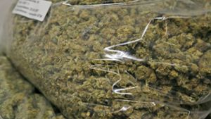 Schmuggel von über 100 Kilogramm Marihuana nach Stuttgart aufgeflogen