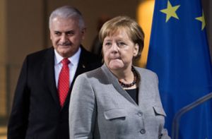 Angela Merkel und Binali Yildirim treten nach ihrem Treffen vor die Presse. Foto: dpa