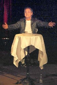 Uwe Ochsenknecht bot in Freudenstadt seichte Unterhaltung.   Foto: Eberhardt Foto: Schwarzwälder-Bote