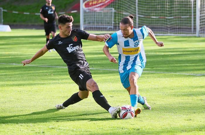 Sieg gegen Oberachern: FC Holzhausen eine Stunde lang an der Tabellenspitze
