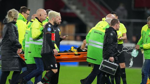 Bei einem Fußball-Spiel in den Niederlanden ist der frühere Bundesligastürmer Bas Dost zusammengebrochen. Foto: AFP/ED VAN DE POL