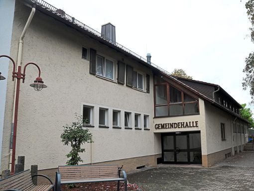Die Sulzer Gemeindehalle soll saniert werden – ein Förderantrag wird  gestellt.Foto: Priestersbach Foto: Schwarzwälder Bote
