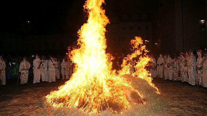 Fasnet wird auf Münsterplatz verbrannt