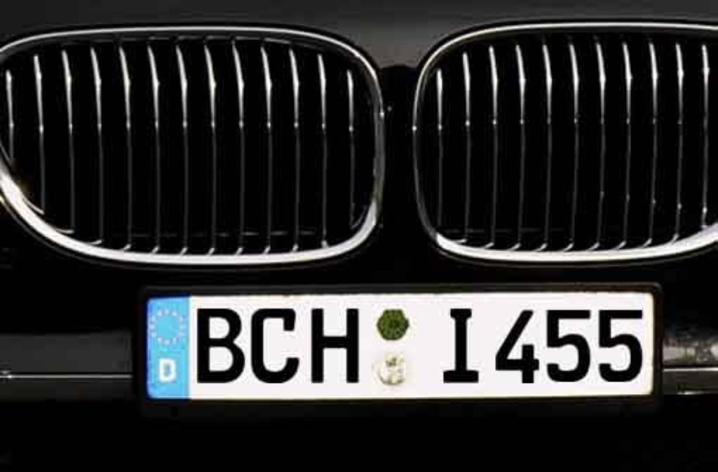 Hatten alle Buchener vor der Kreisgebietsreform BCH auf dem Nummernschild, fahren sie heute mit dem Kennzeichen des Neckar-Odenwald-Kreises MOS (für Mosbach) über die Straßen.
