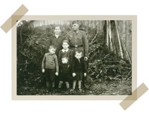 Anton Haas und seine Ehefrau Theresia Haas mit ihren Kindern Maria, Hubert, Josef und Anton im Zweiten WeltkriegFotos: privat Foto: Schwarzwälder Bote
