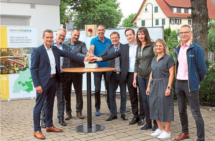 Breitband in Schopfloch: Glasfasernetz geht in Betrieb